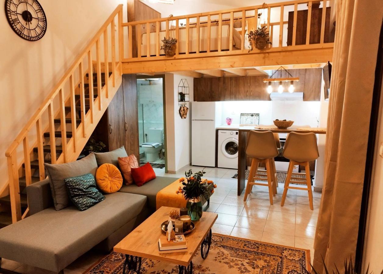 Luxury Loft Apartment Vivian Patras Eksteriør billede