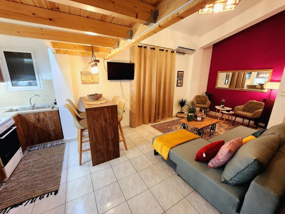 Luxury Loft Apartment Vivian Patras Eksteriør billede
