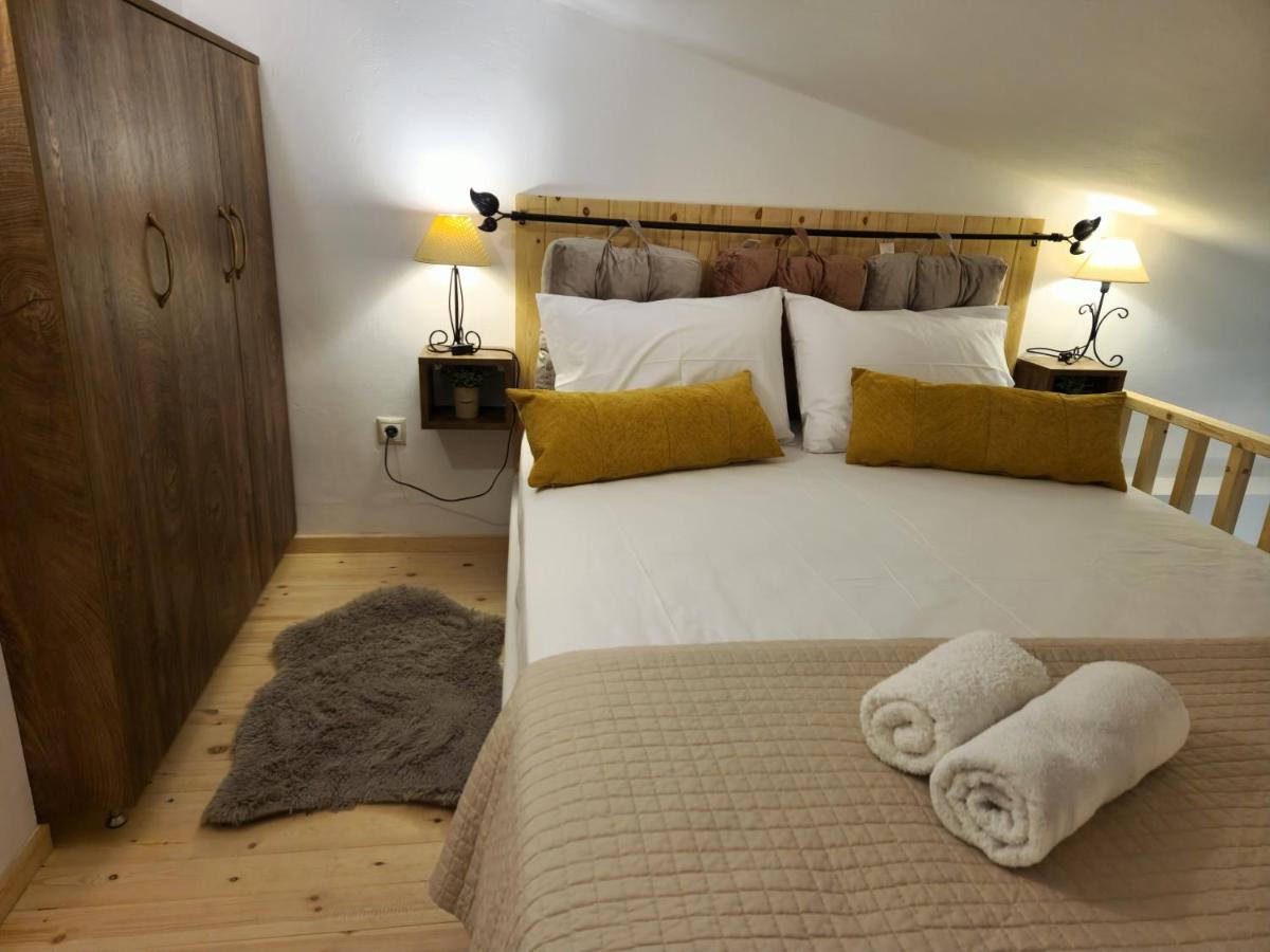 Luxury Loft Apartment Vivian Patras Eksteriør billede