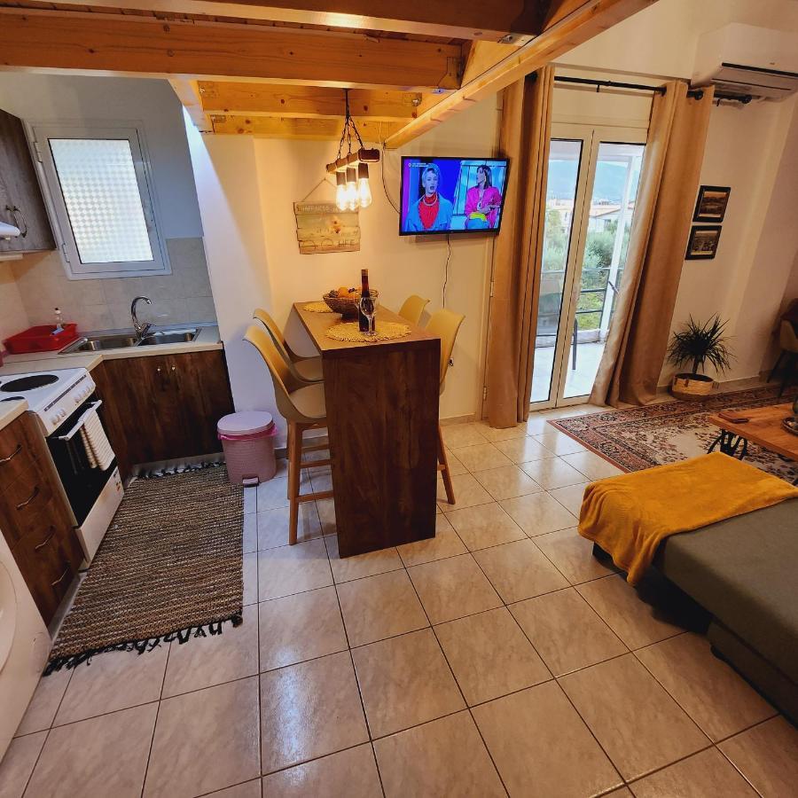 Luxury Loft Apartment Vivian Patras Eksteriør billede